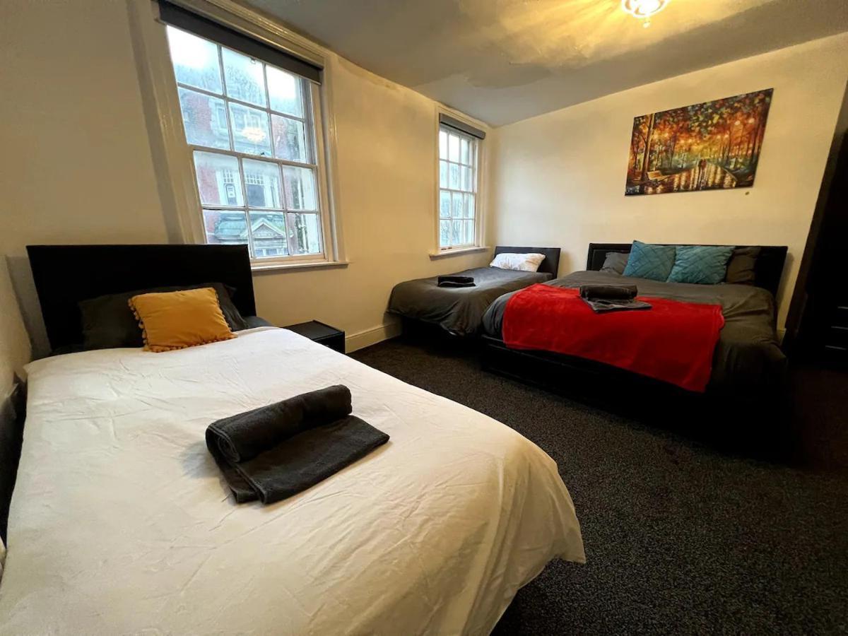 Luxury, Very And Spacious House Hove
